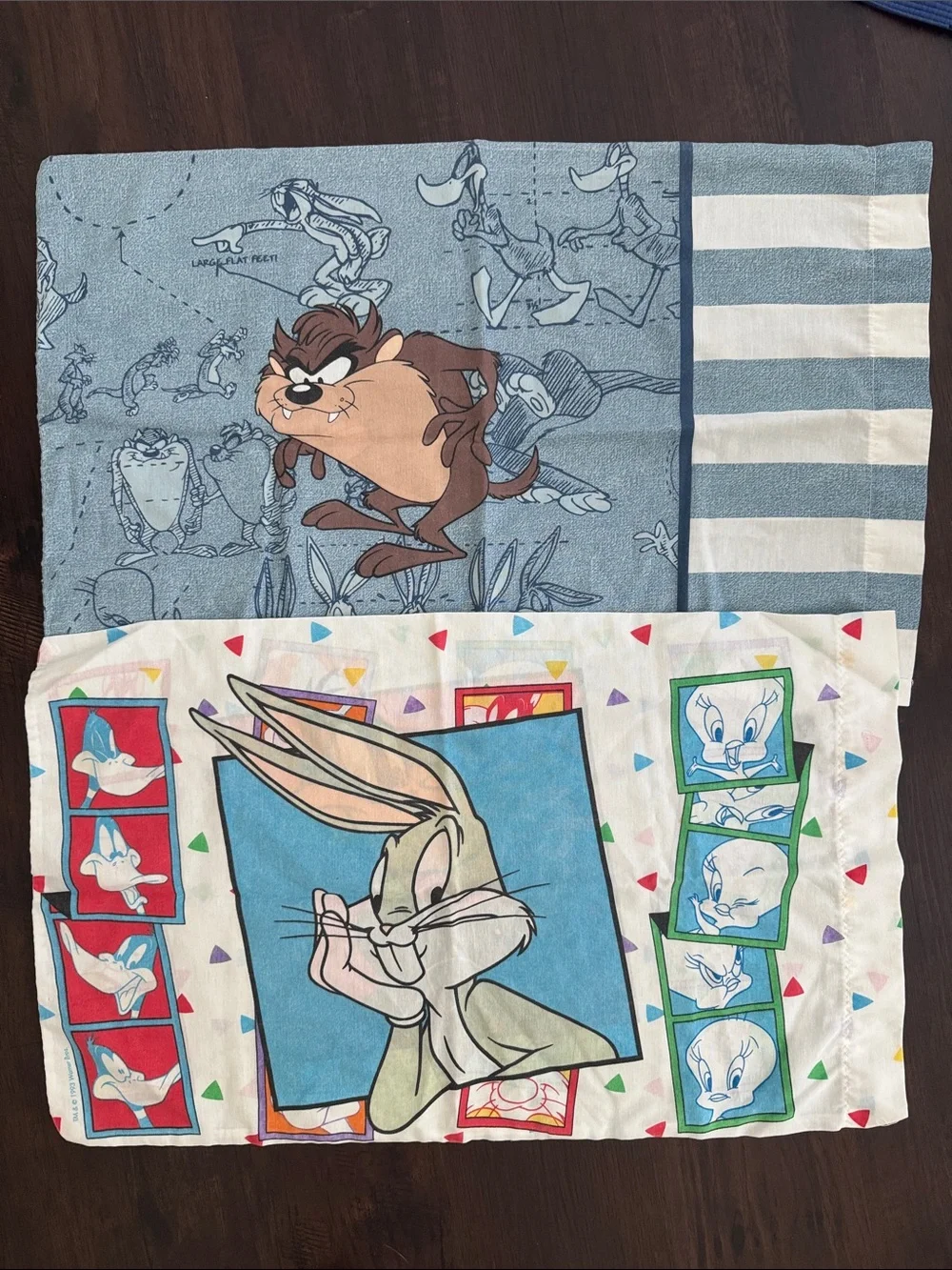 Vtg 1990's Warner Bros Pillow Two Cases Looney Tunes Bugs Bunny Daffy Duck Taz